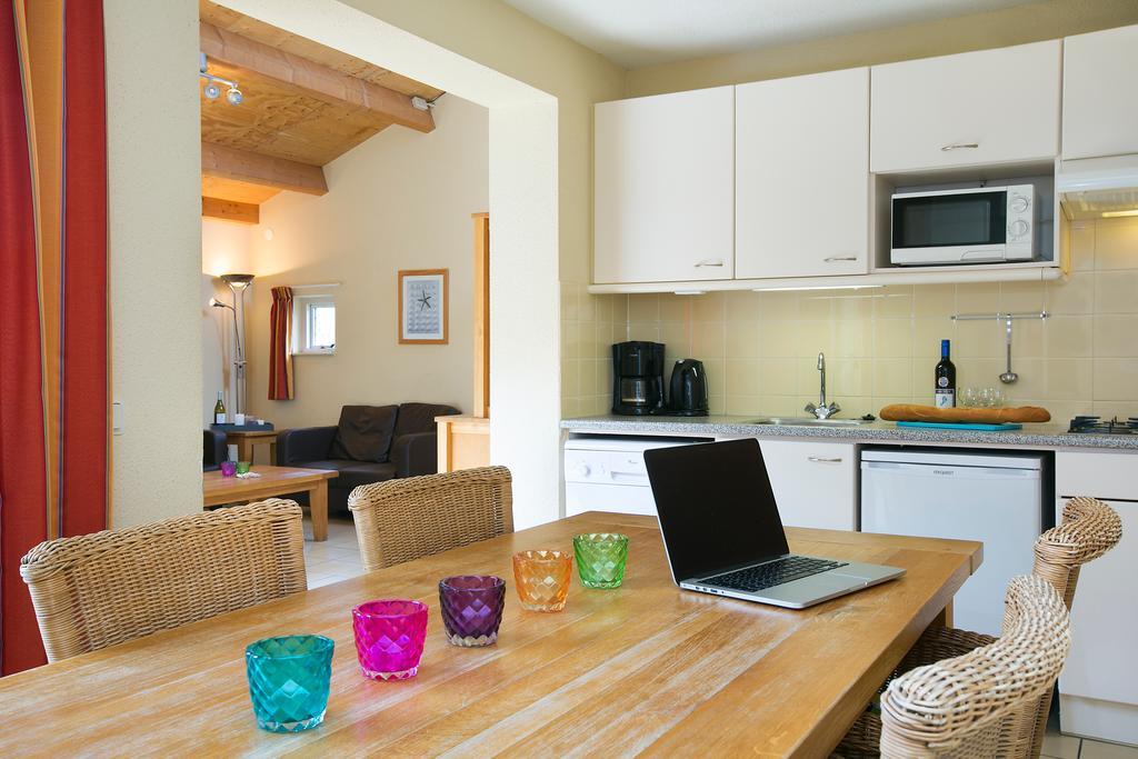 Roompot Kijkduinpark Den Haag Kamer foto