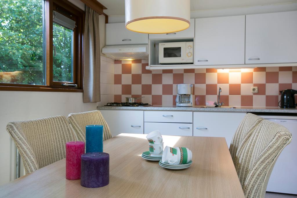Roompot Kijkduinpark Den Haag Kamer foto